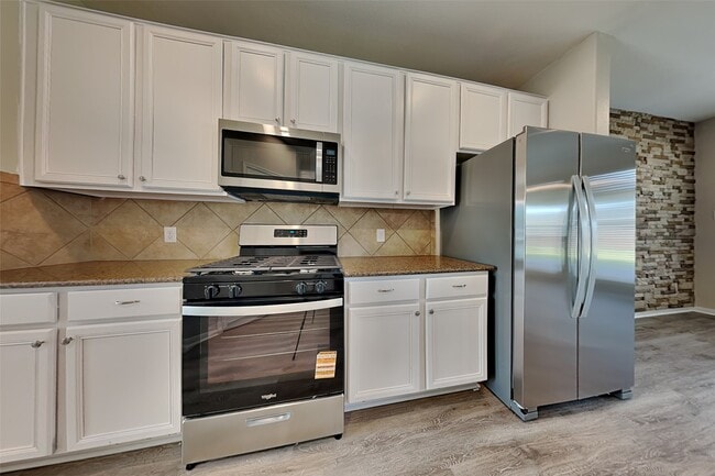 property at 9961 Yearling Pl