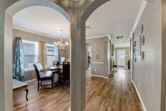 16606 Hodgefield Ln in Houston, TX - Foto de edificio - Building Photo