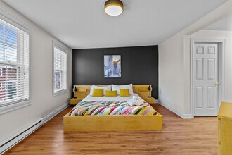 72 Gower St, Unit SI FL3-ID1438845P in St John's, NL - Building Photo - Building Photo