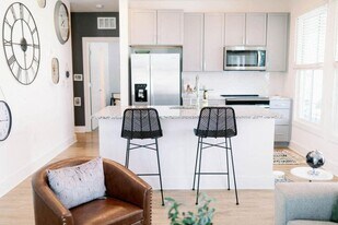 The Merchant in Charleston, SC - Building Photo