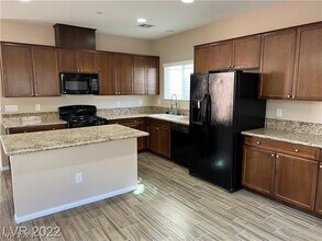 3604 Via Santa Maria in Henderson, NV - Building Photo - Building Photo