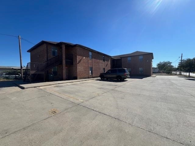 property at 1001 E Travis St