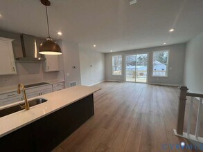 467 Burden Dr in Glen Allen, VA - Building Photo - Building Photo