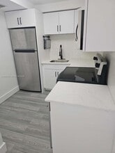 8101 Crespi Blvd in Miami Beach, FL - Building Photo - Building Photo