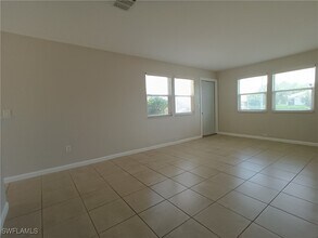 3420 Skyline Blvd in Cape Coral, FL - Building Photo - Building Photo