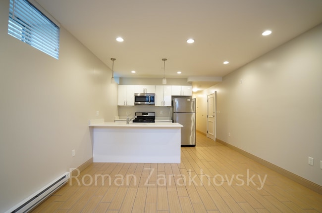 property at 52 Kent St