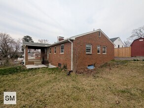 6903 Buchanan St in Hyattsville, MD - Building Photo - Building Photo