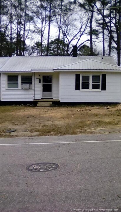 1002 Willow St in Fayetteville, NC - Building Photo