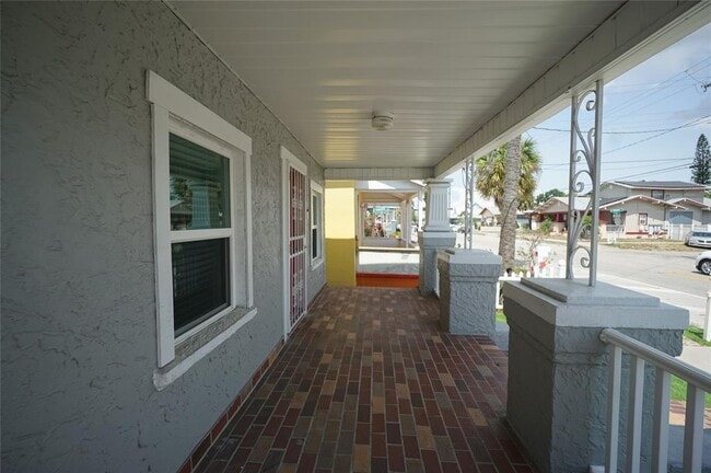 2546 W Main St in Tampa, FL - Building Photo - Building Photo