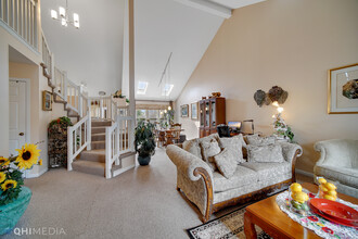 335 Satinwood Ct S in Buffalo Grove, IL - Building Photo - Building Photo