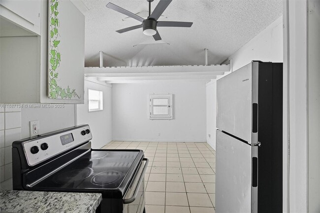 property at 1718 Pierce St