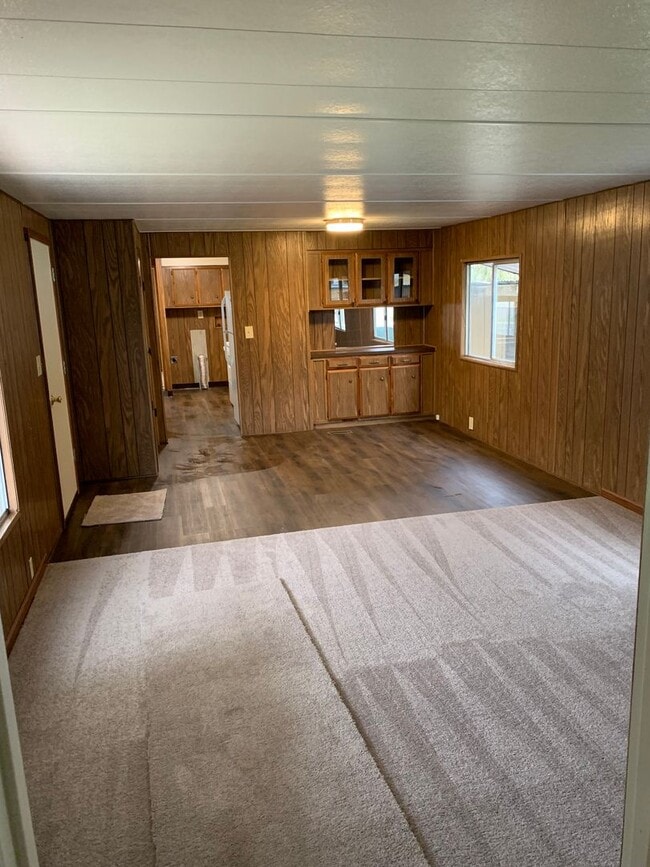 956 7th St in Lafayette, OR - Building Photo - Building Photo