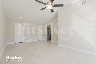 514 Dove Ct in Kissimmee, FL - Building Photo - Building Photo