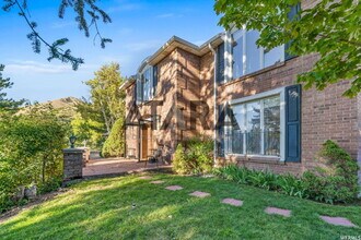 1577 E Tomahawk Dr in Salt Lake City, UT - Building Photo - Building Photo