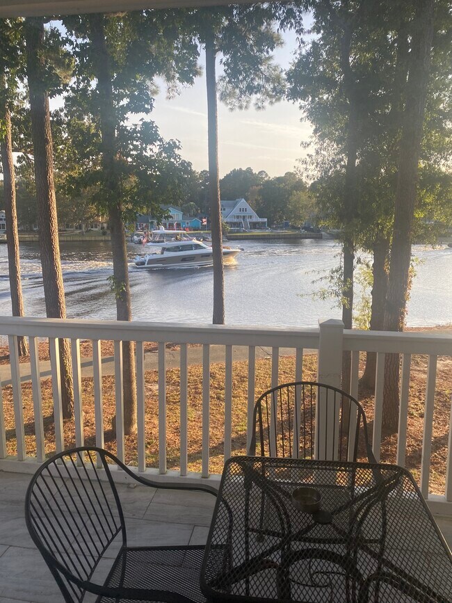702 Riverwalk Dr, Unit ICW Waterfront Condo in Myrtle Beach, SC - Building Photo - Building Photo
