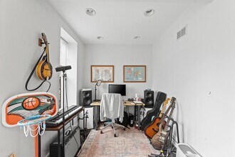 1746 W Crystal St in Chicago, IL - Building Photo - Building Photo