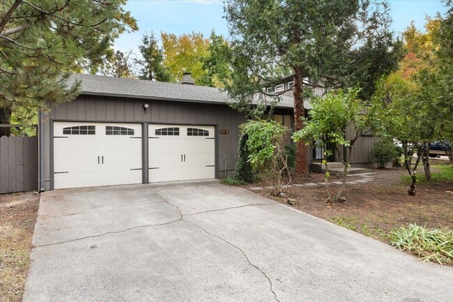 property at 1932 Verda St
