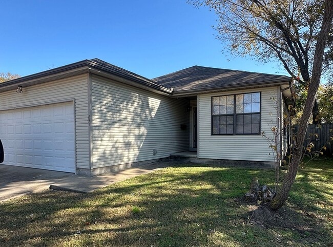 property at 821 Prospect St