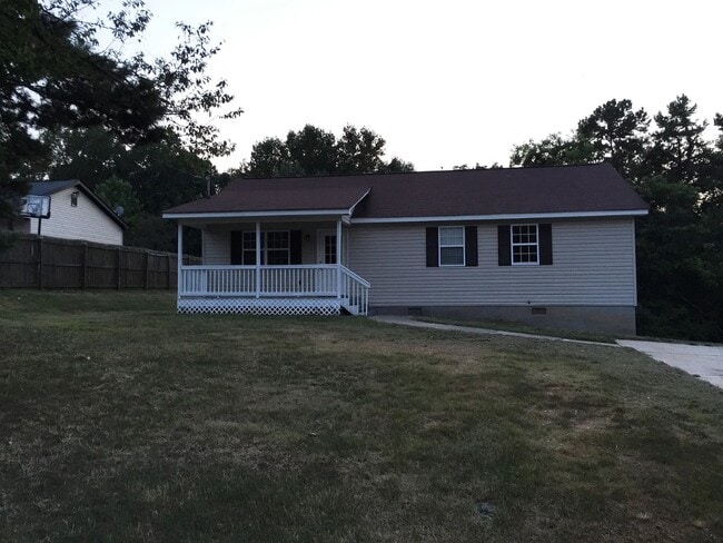 2505 W Dennis Dr