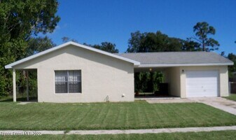 2912 Pembroke Rd in Melbourne, FL - Building Photo