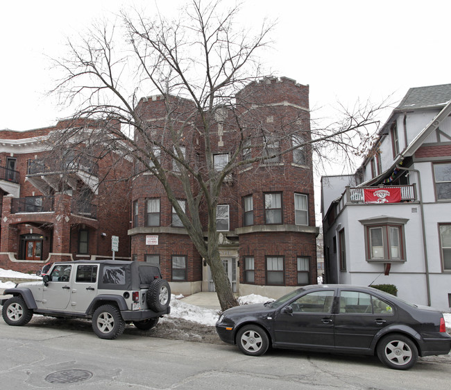 143-145 W Gilman St in Madison, WI - Foto de edificio - Building Photo