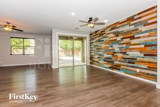 732 Carlsbad Dr in San Tan Valley, AZ - Building Photo - Building Photo