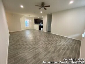 11834 Burnett Rnch in San Antonio, TX - Building Photo - Building Photo