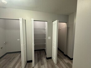 426 W Normal Pkwy in Chicago, IL - Foto de edificio - Building Photo