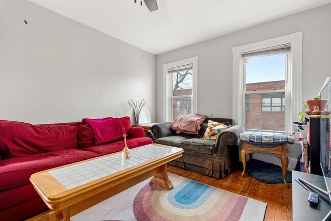 7 Antwerp St in Boston, MA - Building Photo - Building Photo