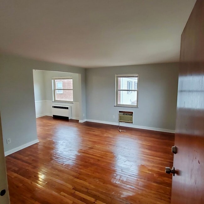 property at 1793 Crest Hill Ave