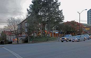 Chelsea Village in Burnaby, BC - Building Photo - Building Photo