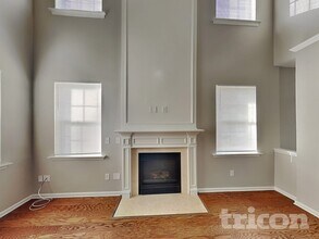 2346 Sonoma Valley Dr in Charlotte, NC - Foto de edificio - Building Photo