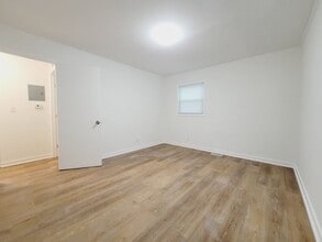 1022 W Sycamore Ave in Gastonia, NC - Building Photo - Building Photo