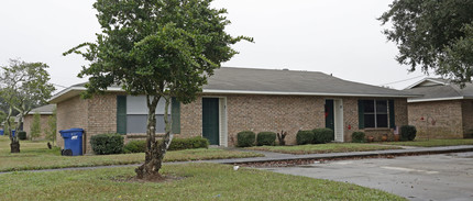 Potpourri South Apartments in Breaux Bridge, LA - Building Photo - Building Photo