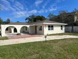3111 W Spruce St in Tampa, FL - Building Photo