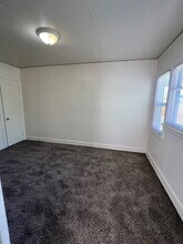 614 S Yakima St in Wenatchee, WA - Building Photo - Building Photo