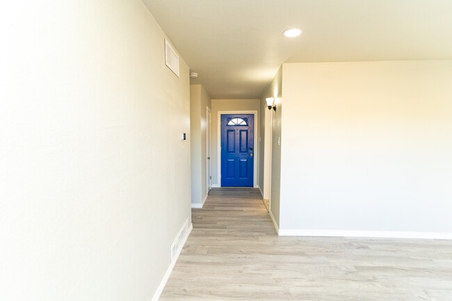 1416 Tulip Ln in Odessa, TX - Building Photo - Building Photo