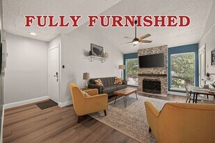 7900 N Stadium Dr in Houston, TX - Building Photo