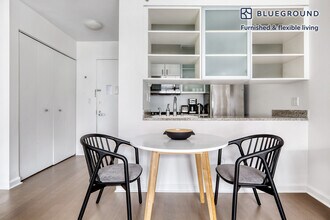 500 W 56th St in New York, NY - Building Photo - Building Photo