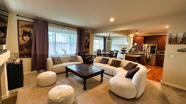 14600 19th Ave W in Lynnwood, WA - Foto de edificio - Building Photo