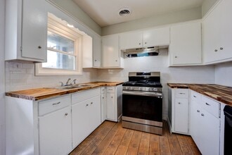 1610 S Memphis St in Fort Smith, AR - Building Photo - Building Photo