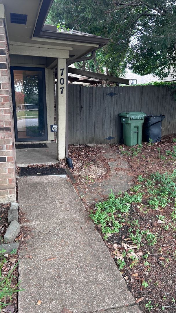 property at 707 Boyd Dr