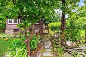 13 Alturas Rd in Highland Lakes, NJ - Building Photo - Building Photo