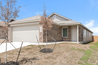 10043 Mather Way in Converse, TX - Building Photo - Building Photo