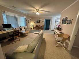 7 Lake Shore Ct, Unit #1 Apartments