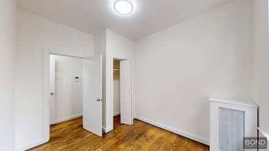 985 Lexington Ave in New York, NY - Building Photo - Building Photo