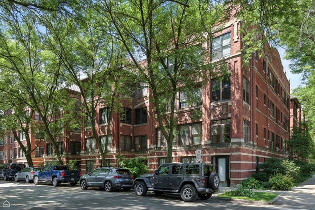 property at 5104 S Kimbark Ave