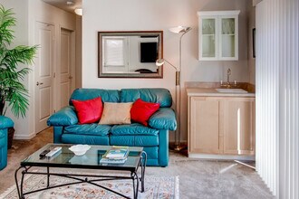 29 Giacomini Rd in Point Reyes Station, CA - Building Photo - Building Photo