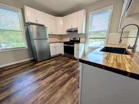 328 N G St in Oskaloosa, IA - Building Photo