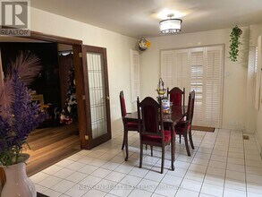 5103 Rising Star Ct in Mississauga, ON - Building Photo - Building Photo